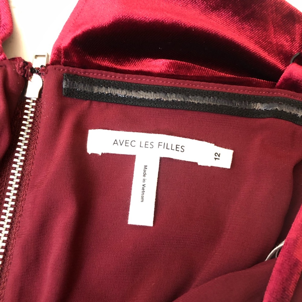AVEC LES FILLES Cropped Velvet Jumpsuit - Picture 7 of 8